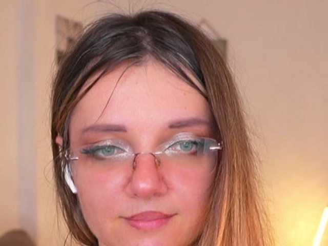 MagneticAmi's BongaCams show and profile