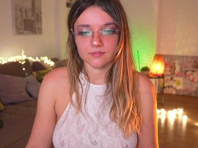 MagneticAmi's BongaCams show and profile