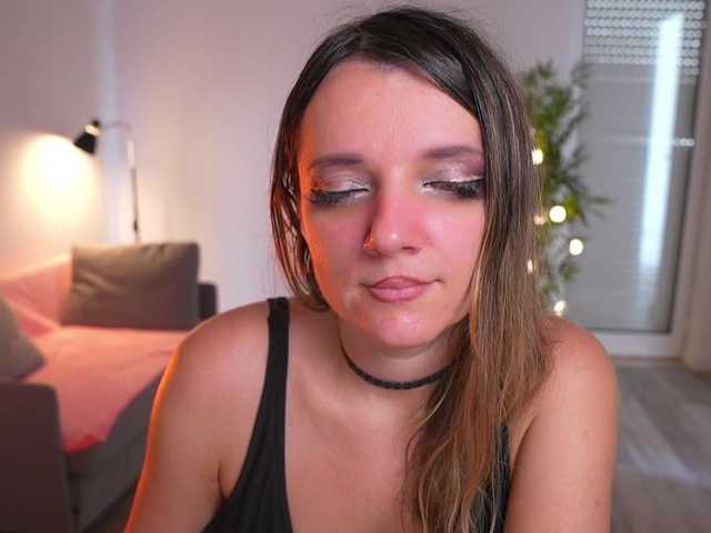 MagneticAmi's BongaCams show and profile