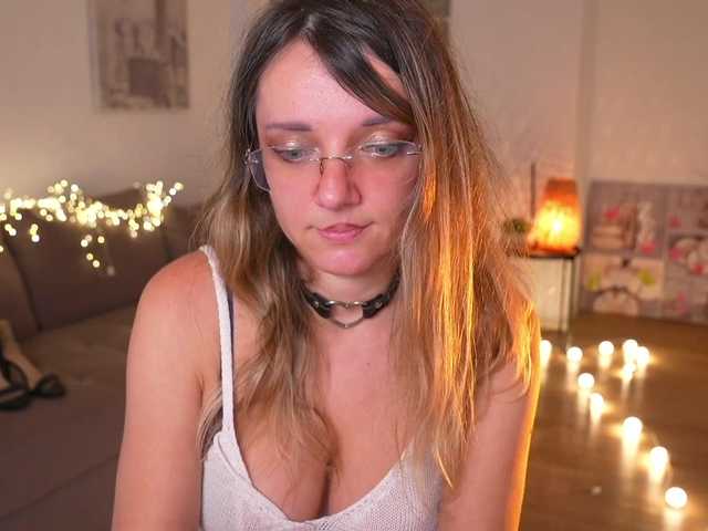 MagneticAmi's BongaCams show and profile