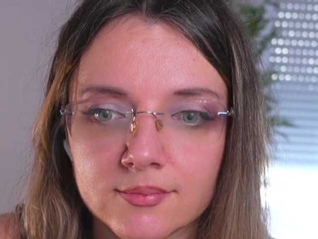 MagneticAmi's BongaCams show and profile