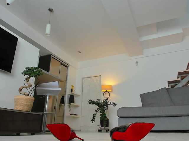 Laranya's BongaCams show and profile