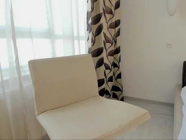 Laranya's BongaCams show and profile