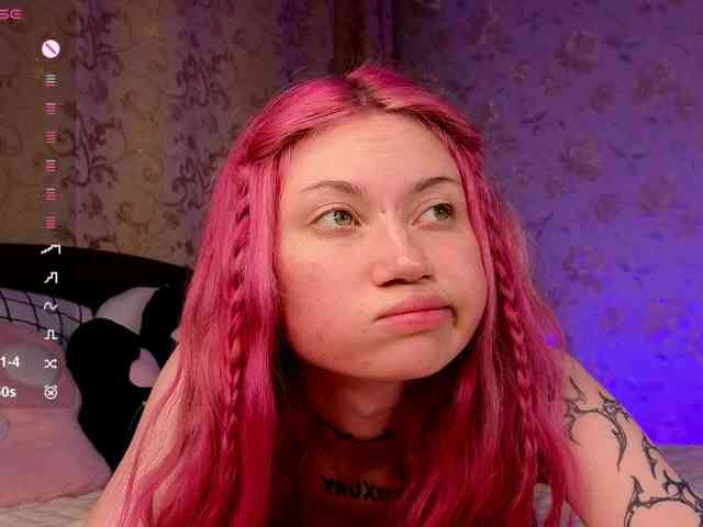 CrunchyBun webcam
