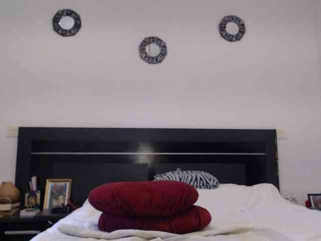 angycougar webcam
