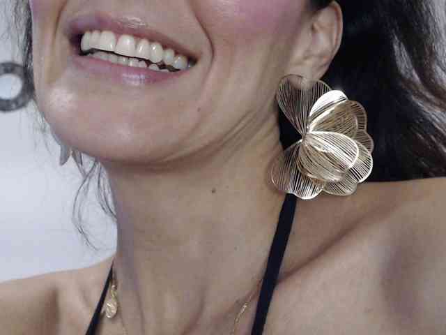 angycougar webcam