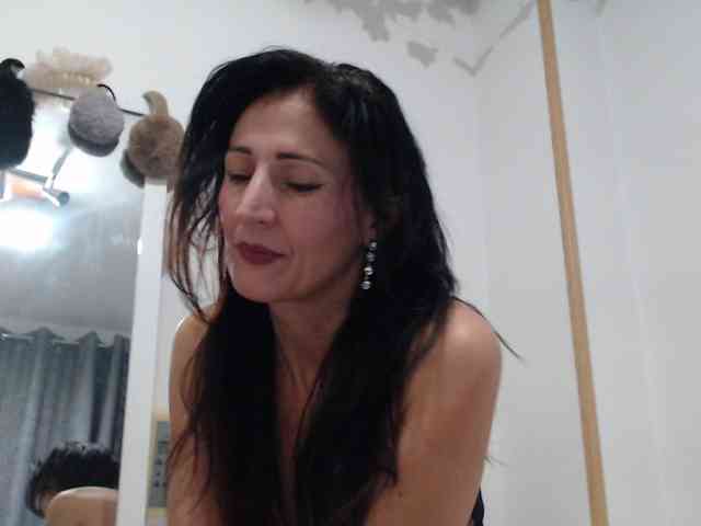 angycougar webcam