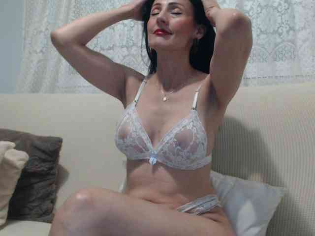 angycougar webcam
