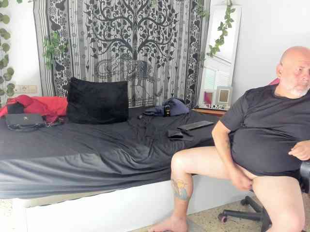 CatalinaaHot webcam