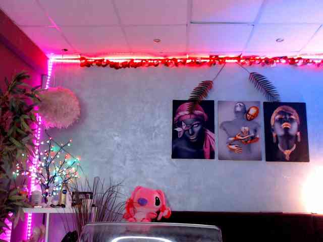 Chanelcharmx webcam