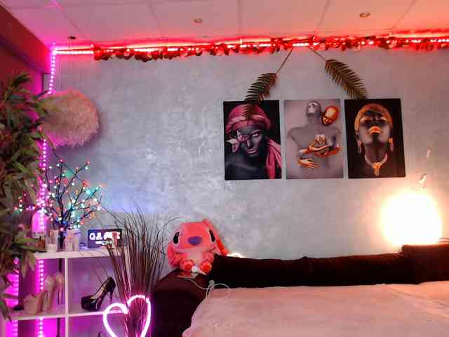 Chanelcharmx webcam