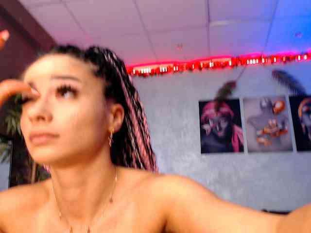 Chanelcharmx webcam
