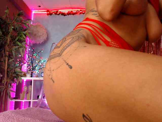 Chanelcharmx webcam
