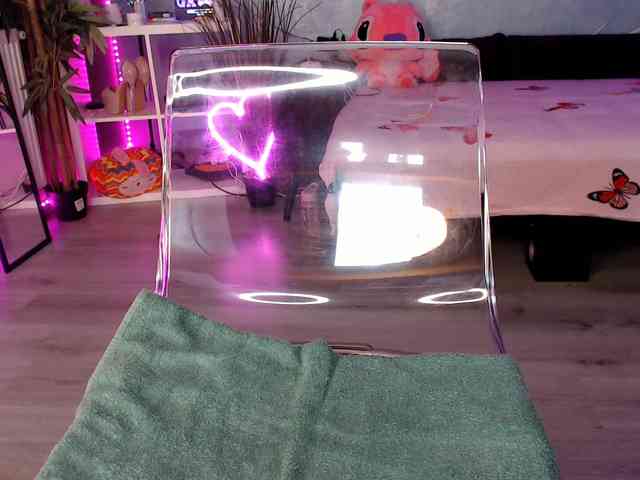 Chanelcharmx webcam