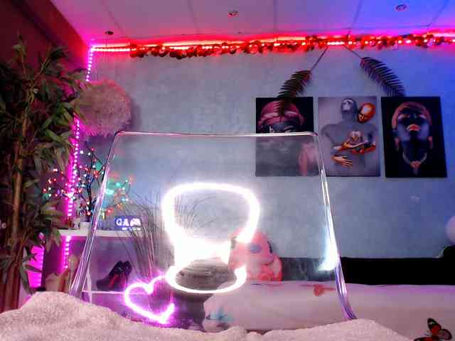 Chanelcharmx webcam