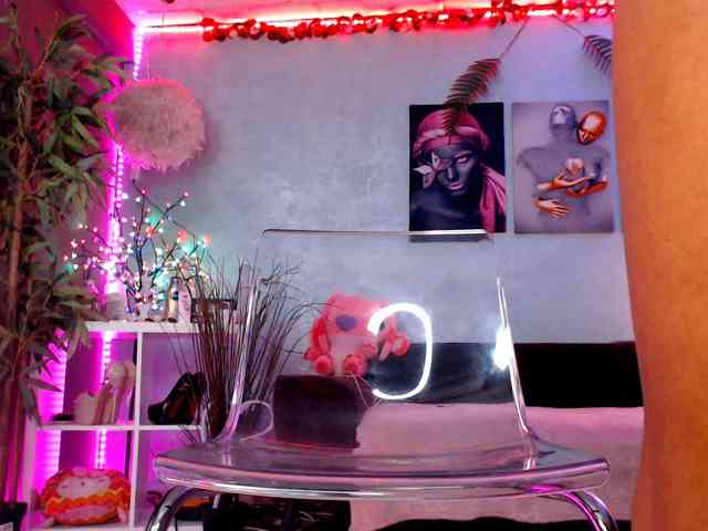 Chanelcharmx webcam
