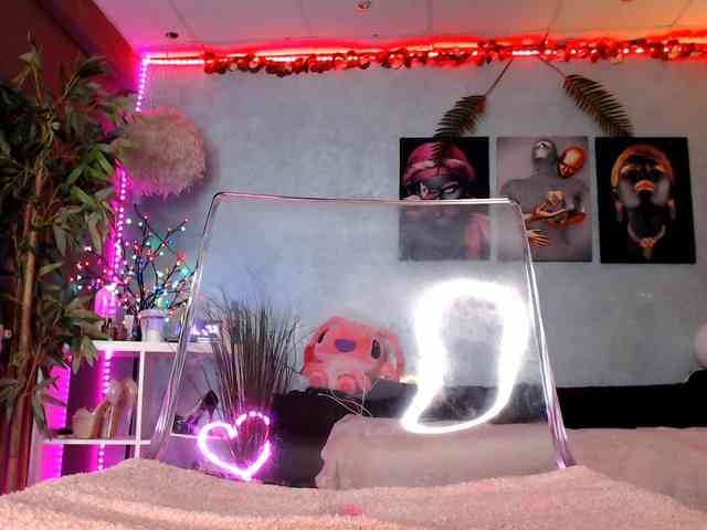 Chanelcharmx webcam