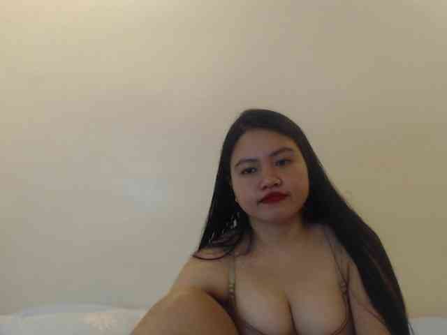 cherrysexyuntouch webcam