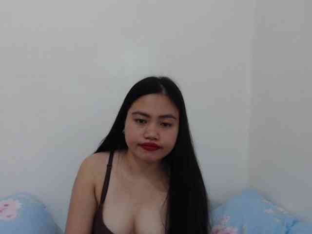 cherrysexyuntouch webcam