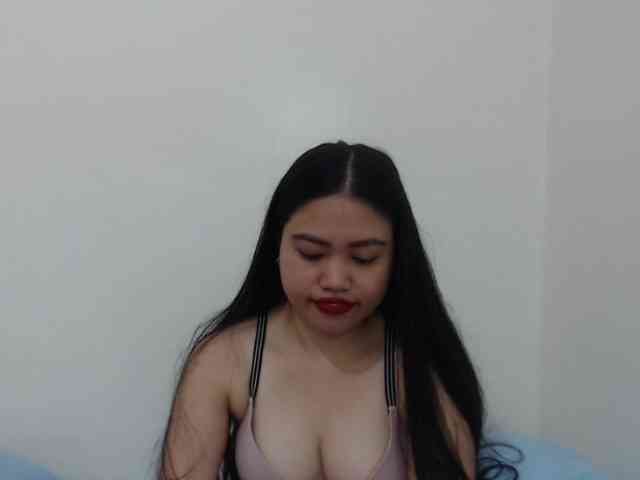 cherrysexyuntouch webcam