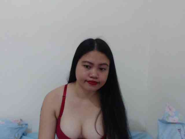 cherrysexyuntouch webcam