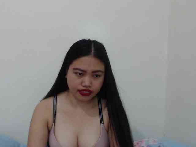 cherrysexyuntouch webcam