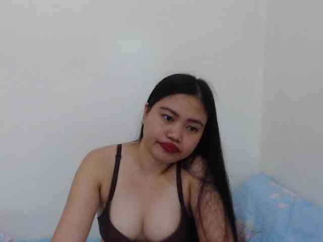 cherrysexyuntouch webcam