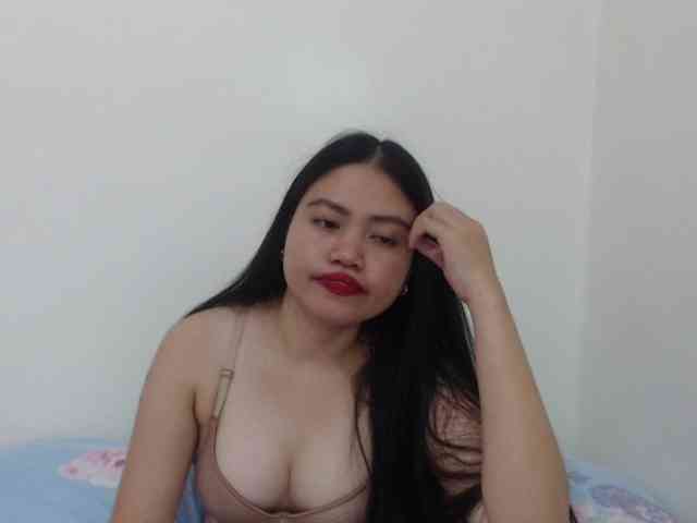 cherrysexyuntouch webcam