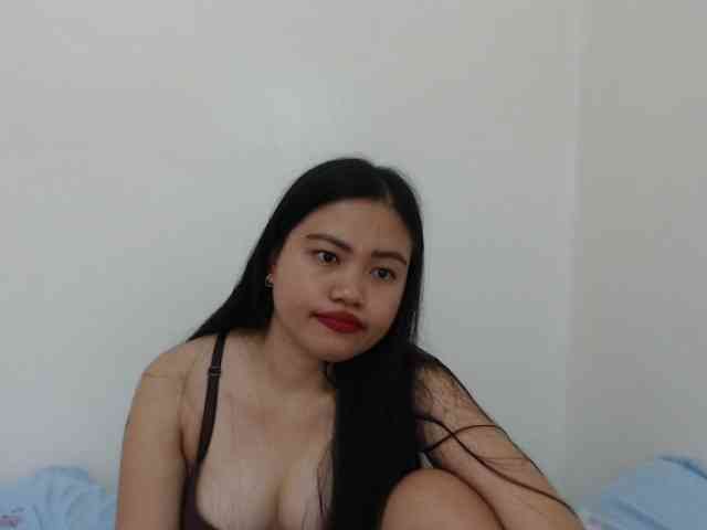 cherrysexyuntouch webcam