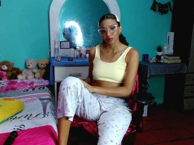 blessedperverse webcam bongacams model stream image