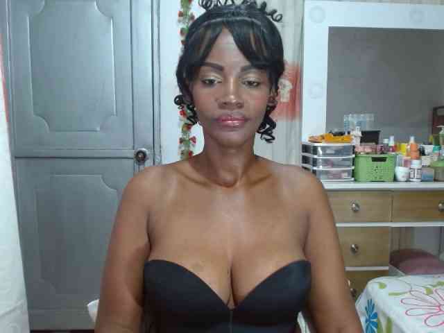 alice-pussi alice-pussi