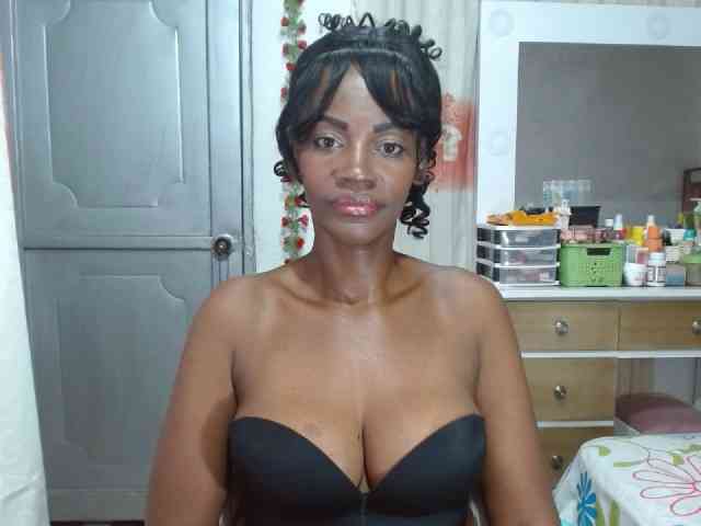 alice-pussi alice-pussi