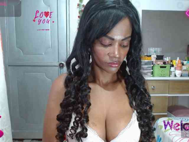 alice-pussi alice-pussi