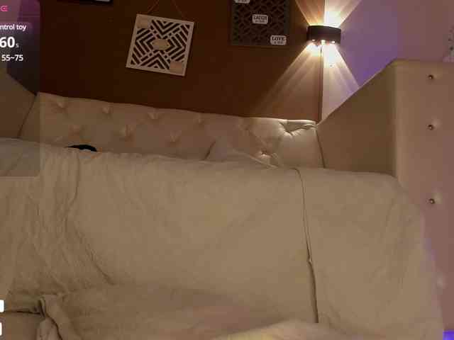 Shantall-1 webcam