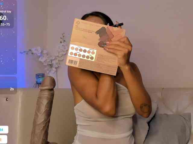 Shantall-1 webcam