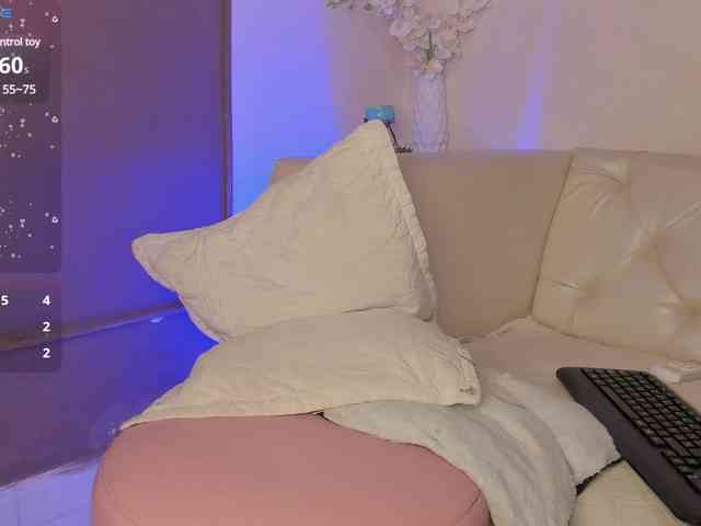 Shantall-1 webcam