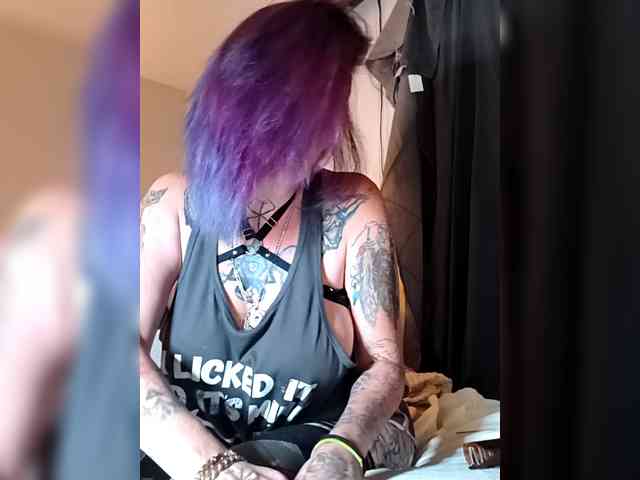 RenegadeVyxx3n webcam