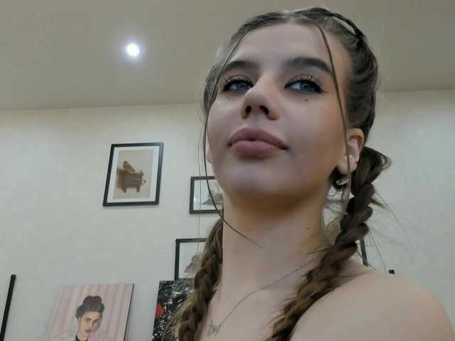 dolly-ll's BongaCams profile