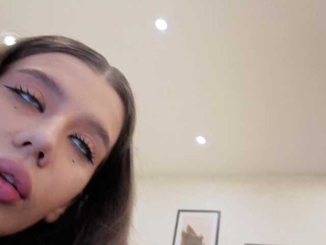 go to chat with dolly-ll