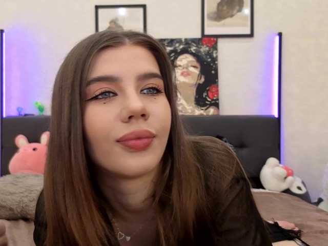 dolly-ll from BongaCams is Freechat