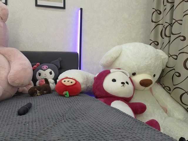 dolly-ll Live Webcam on BongaCams