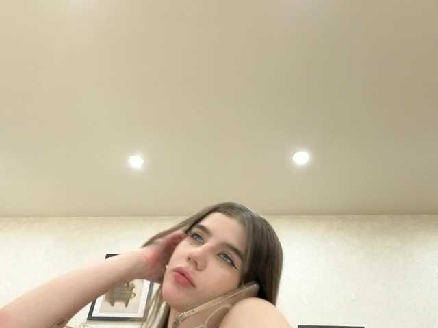 dolly-ll's BongaCams profile