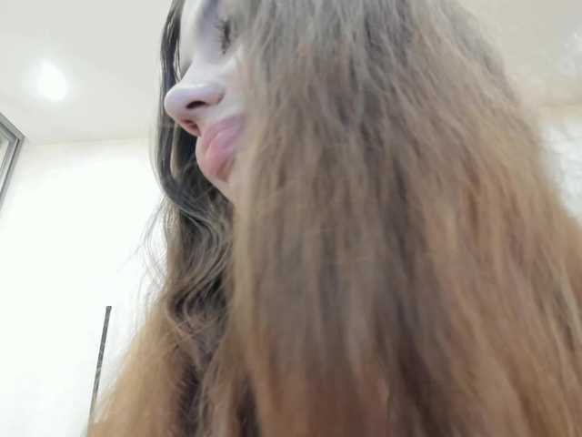 dolly-ll's BongaCams profile