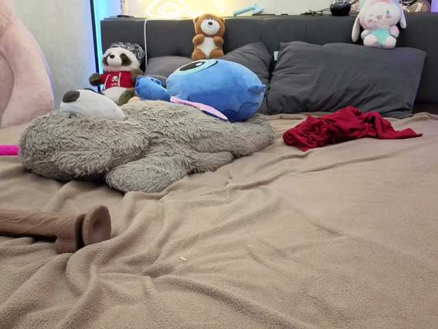 dolly-ll's BongaCams show and profile