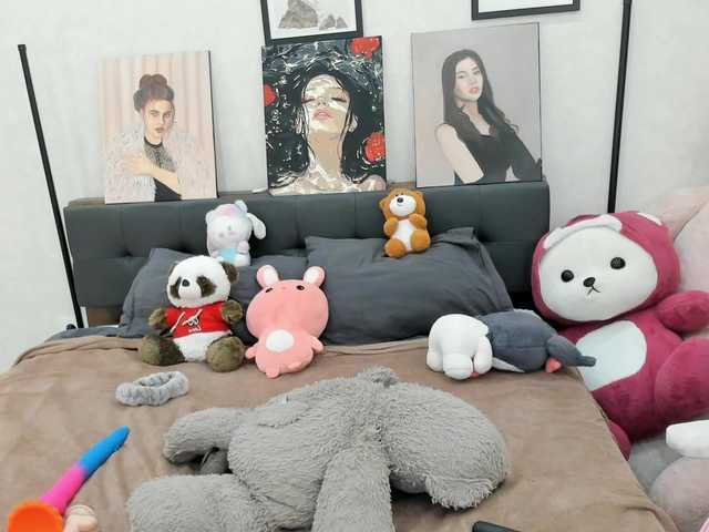 dolly-ll's BongaCams show and profile