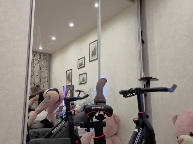 dolly-ll's BongaCams show and profile