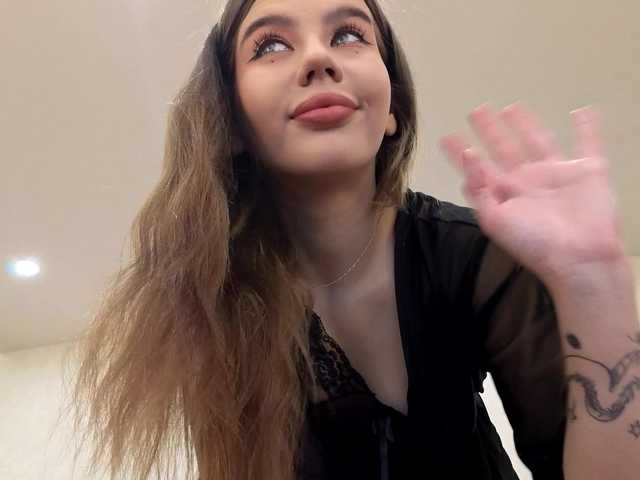 dolly-ll from BongaCams is Freechat