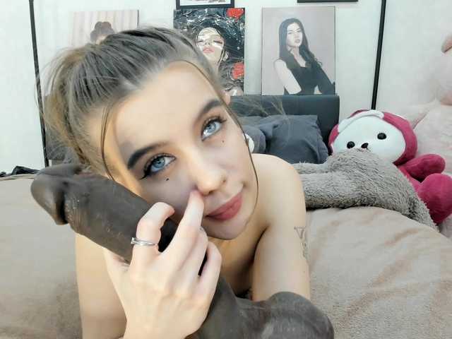 dolly-ll's BongaCams profile