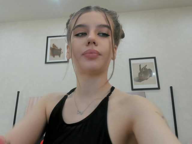 dolly-ll's BongaCams profile