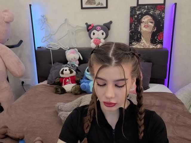 dolly-ll's BongaCams show and profile